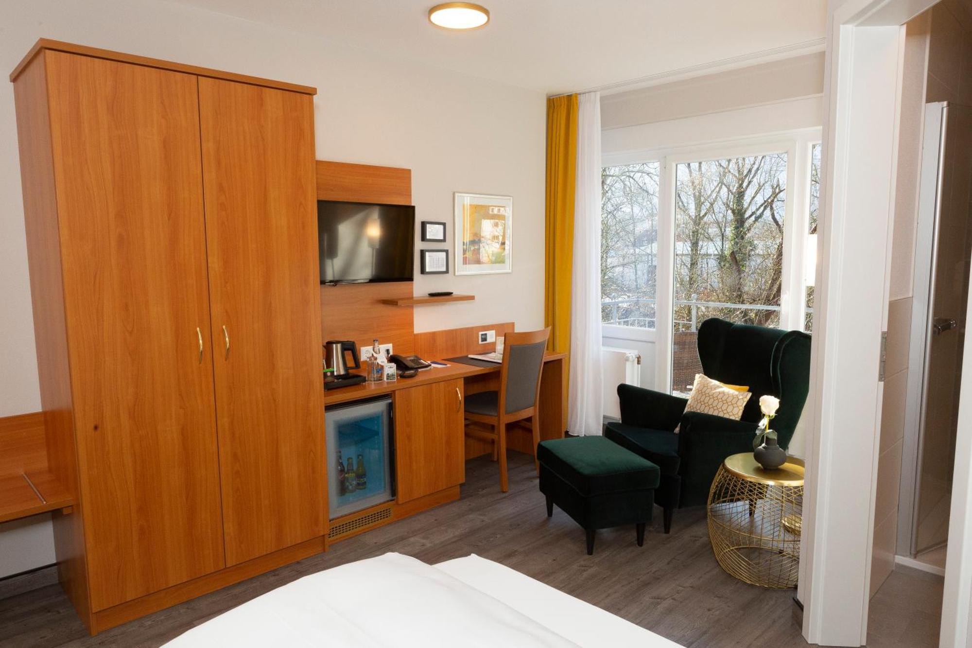Hotel Alexa باد ميرغنثيم الغرفة الصورة